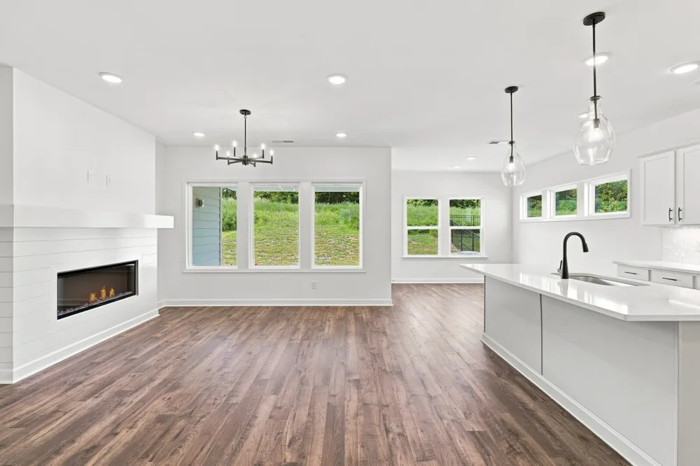 1924 Hildebrand Lane Columbia, TN 38401