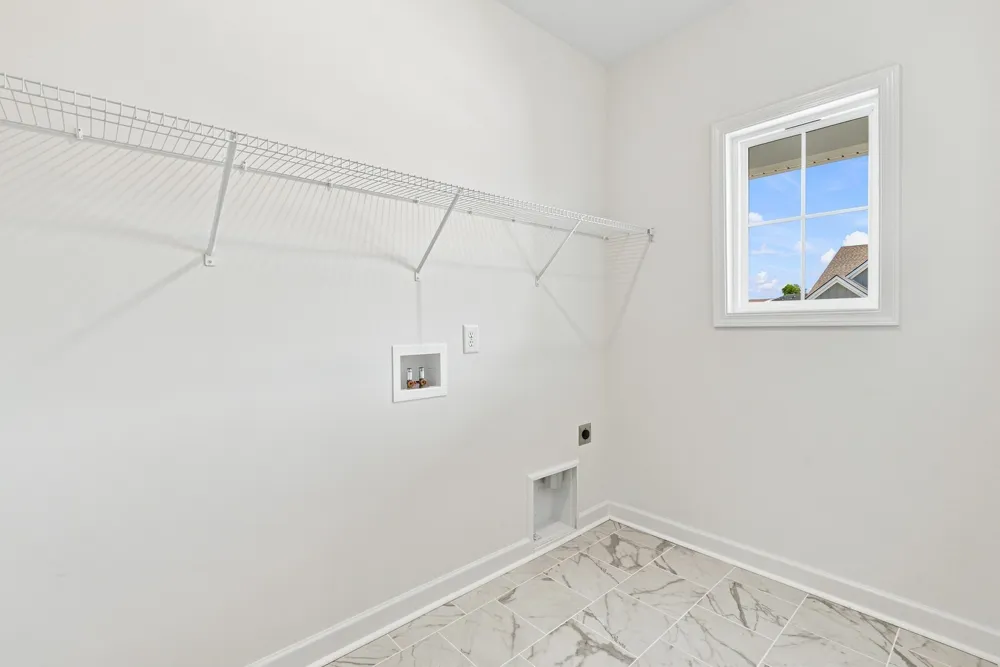 1924 Hildebrand Lane Columbia, TN 38401