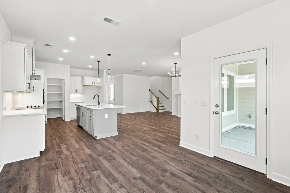 1924 Hildebrand Lane Columbia, TN 38401