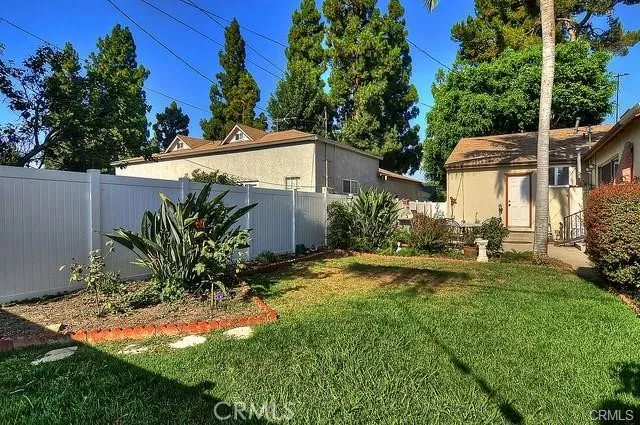 5538 Premiere Avenue Lakewood, CA 90712
