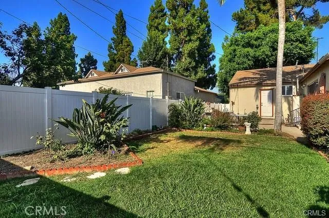 5538 Premiere Avenue Lakewood, CA 90712