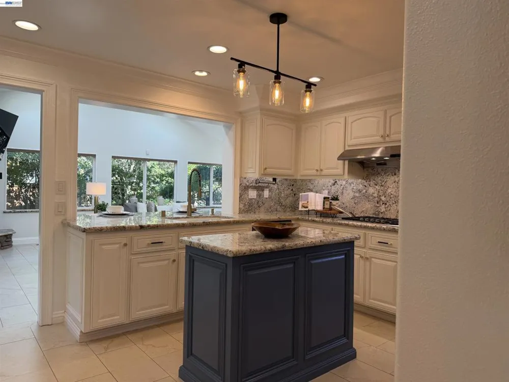 111 Silver Cloud Place Danville, CA 94526