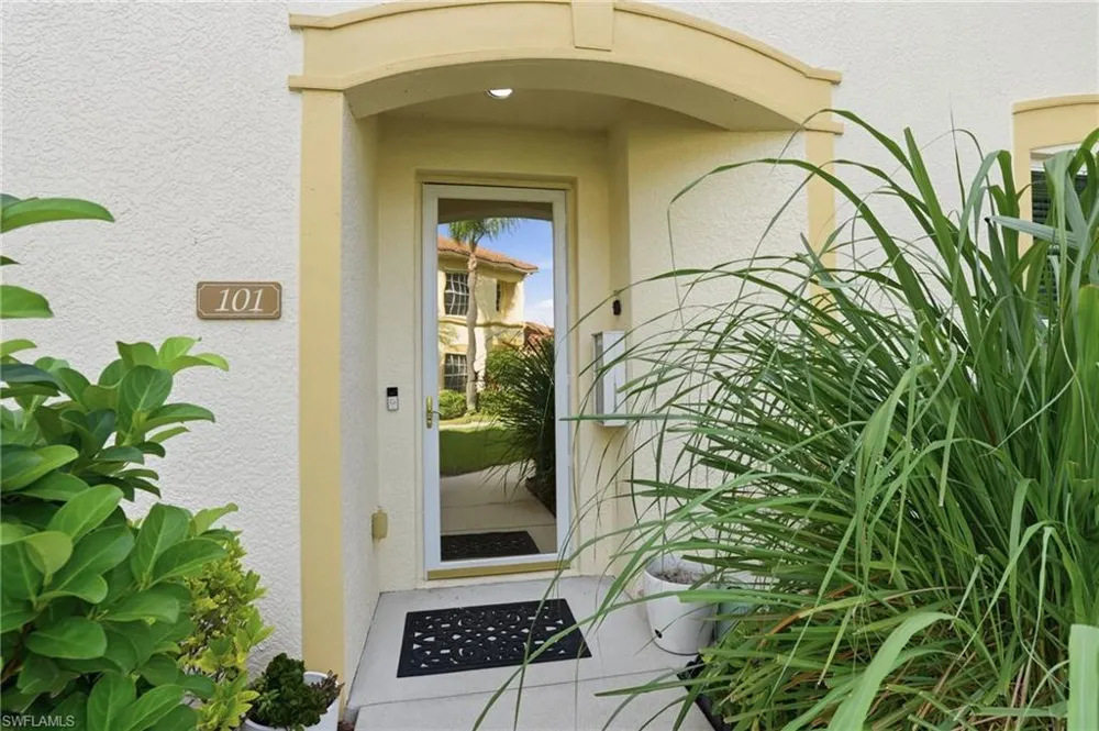 7870 Clemson Street #101 Naples, FL 34104