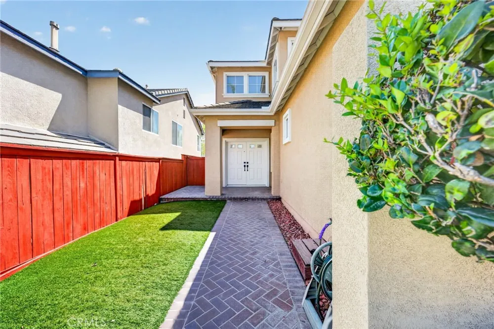 8856 E Crestview Lane Anaheim, CA 92808