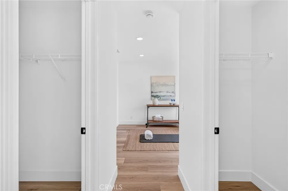 8856 E Crestview Lane Anaheim, CA 92808