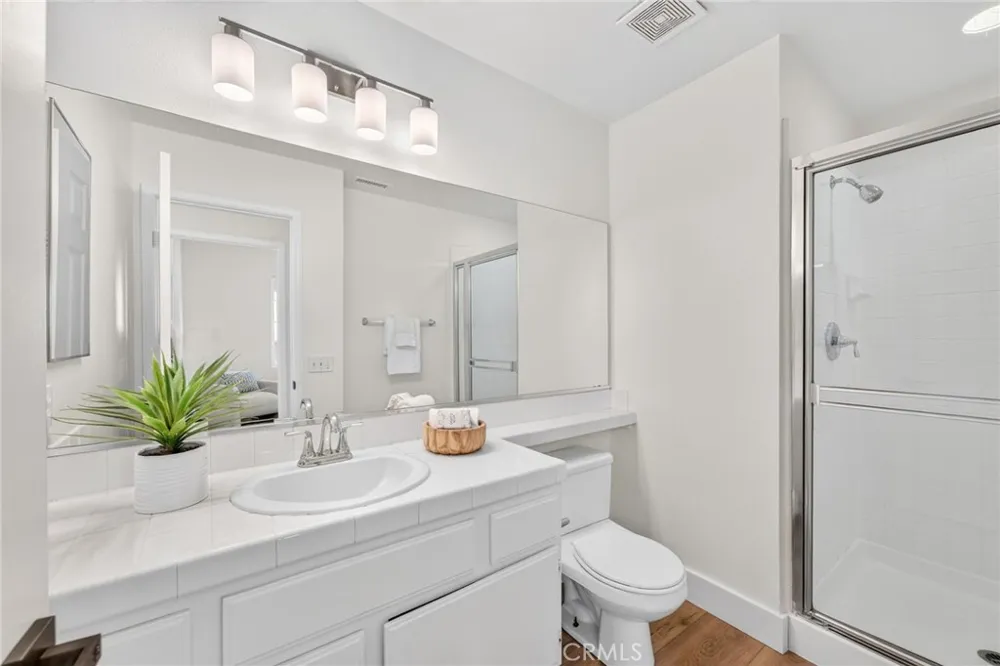 8856 E Crestview Lane Anaheim, CA 92808