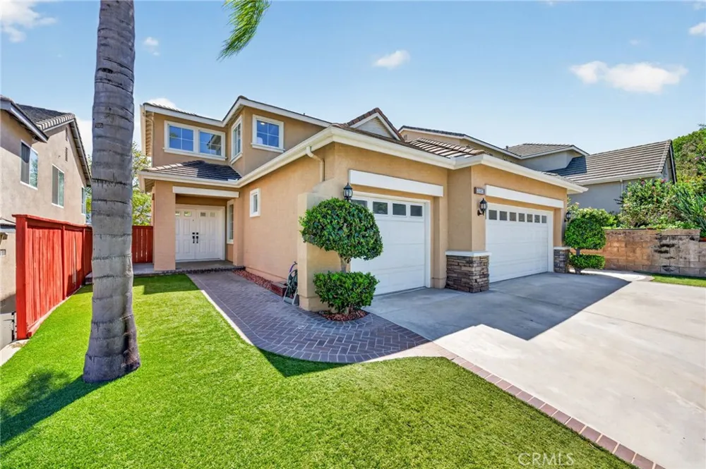8856 E Crestview Lane Anaheim, CA 92808