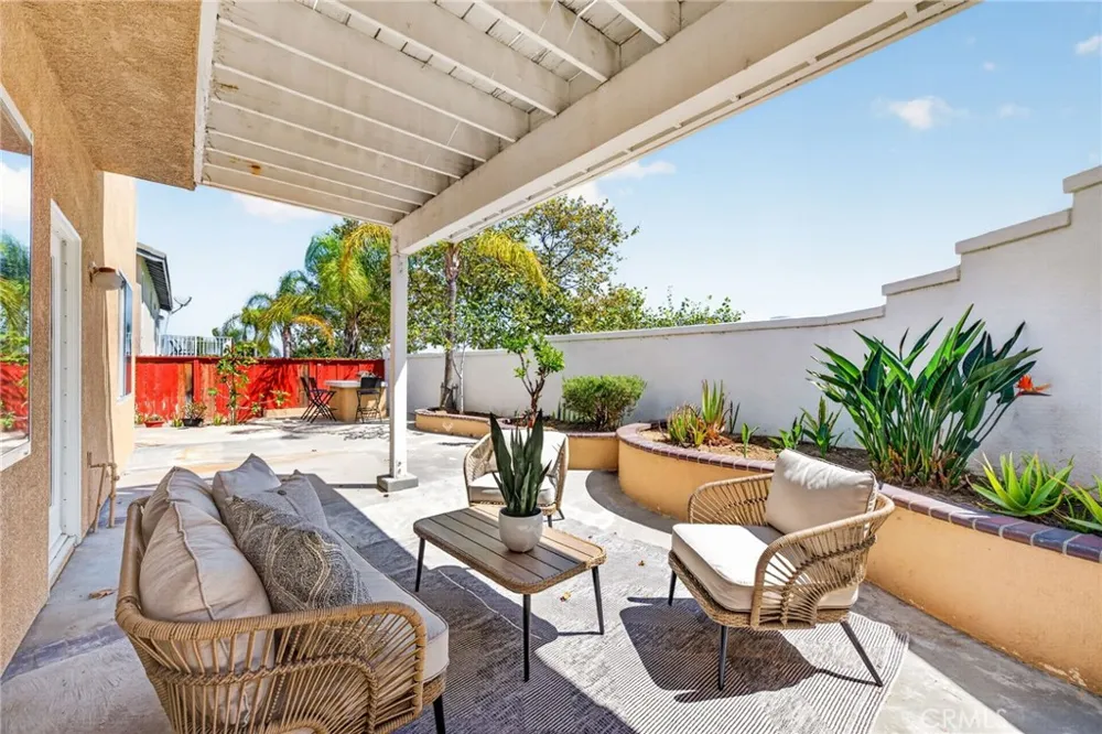 8856 E Crestview Lane Anaheim, CA 92808