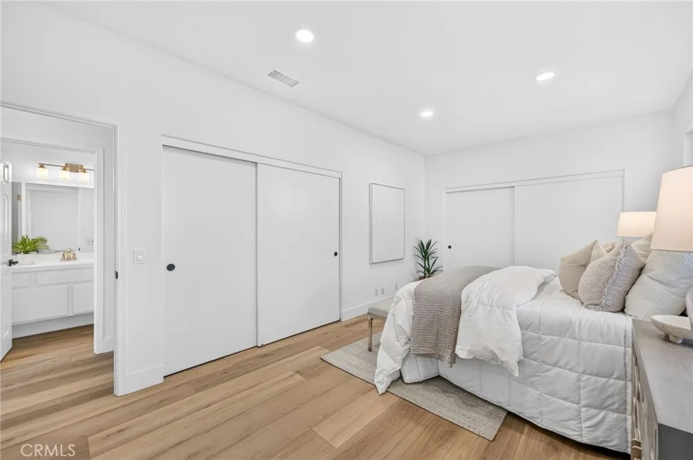 8856 E Crestview Lane Anaheim, CA 92808