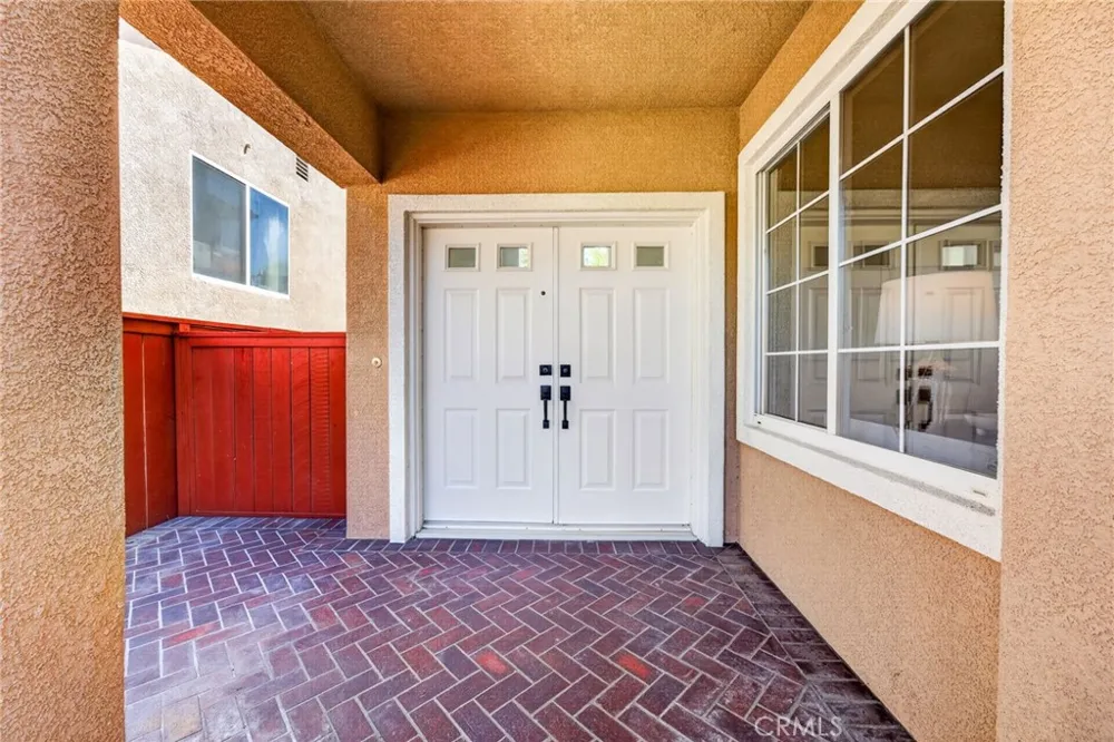8856 E Crestview Lane Anaheim, CA 92808
