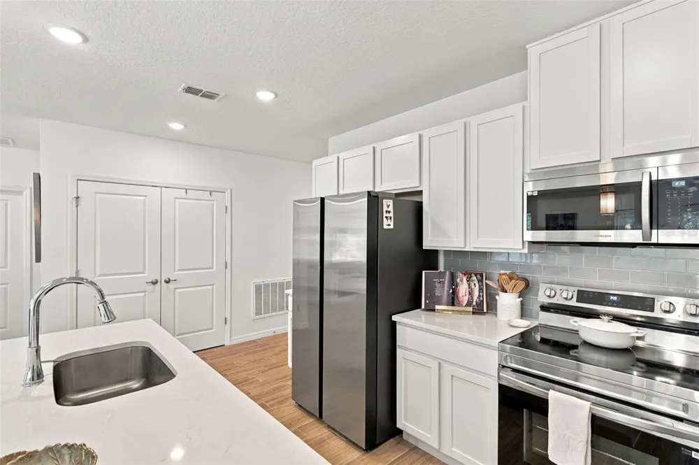 1656 ANDOVER RIDGE DRIVE Deland, FL 32720