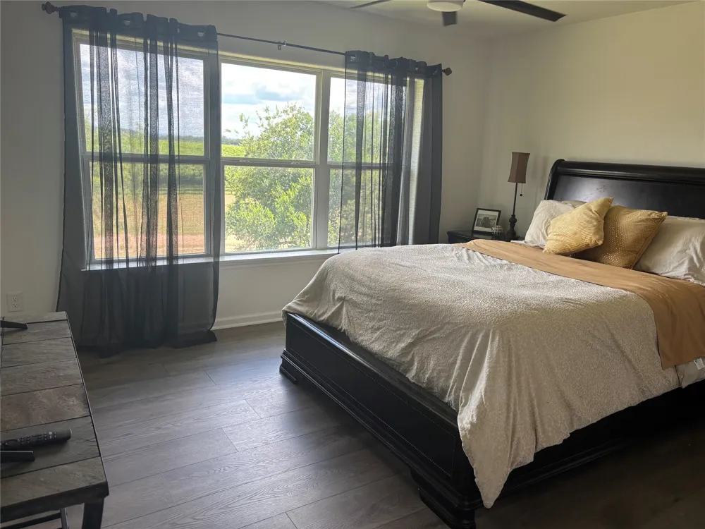 1563 County Road 119 Burnet, TX 78611