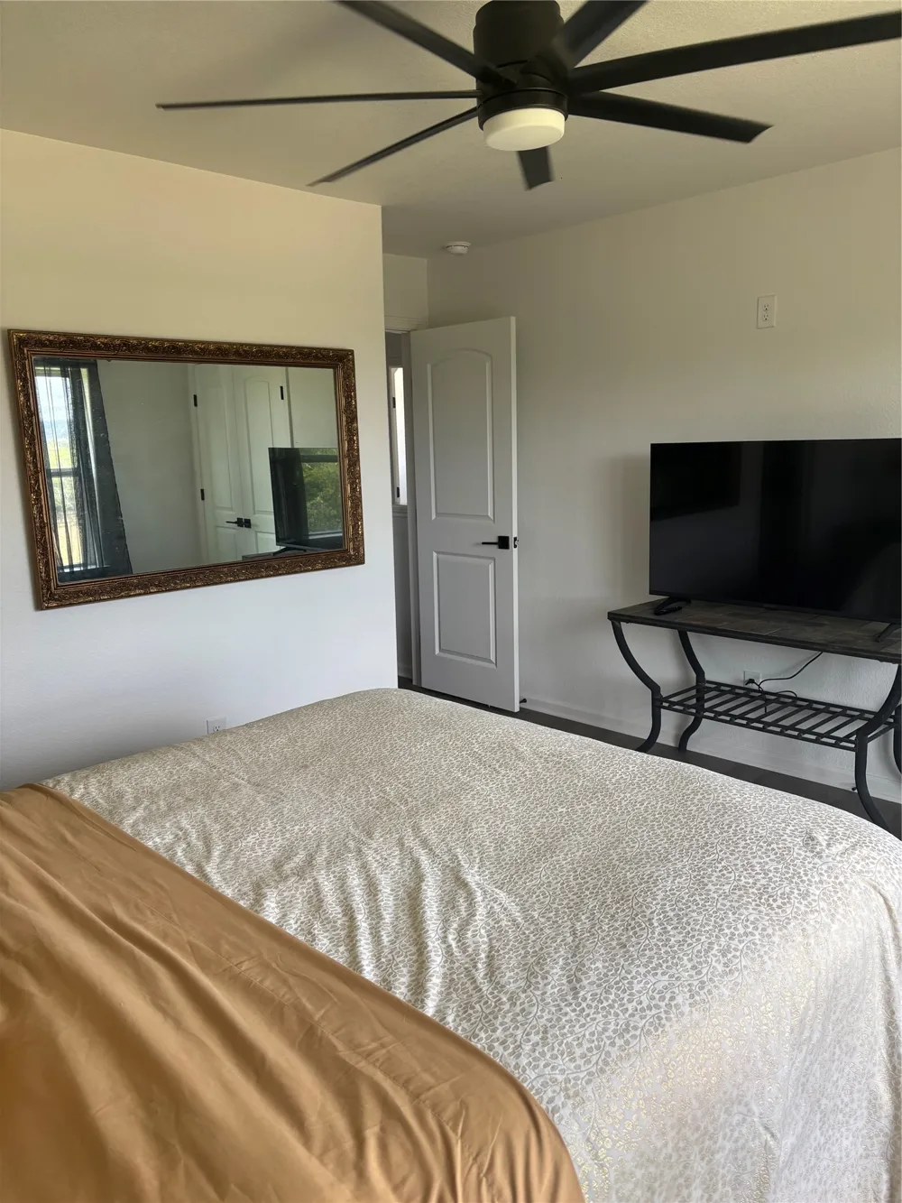 1563 County Road 119 Burnet, TX 78611