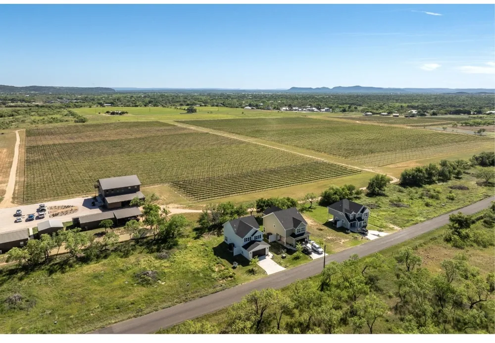 1563 County Road 119 Burnet, TX 78611