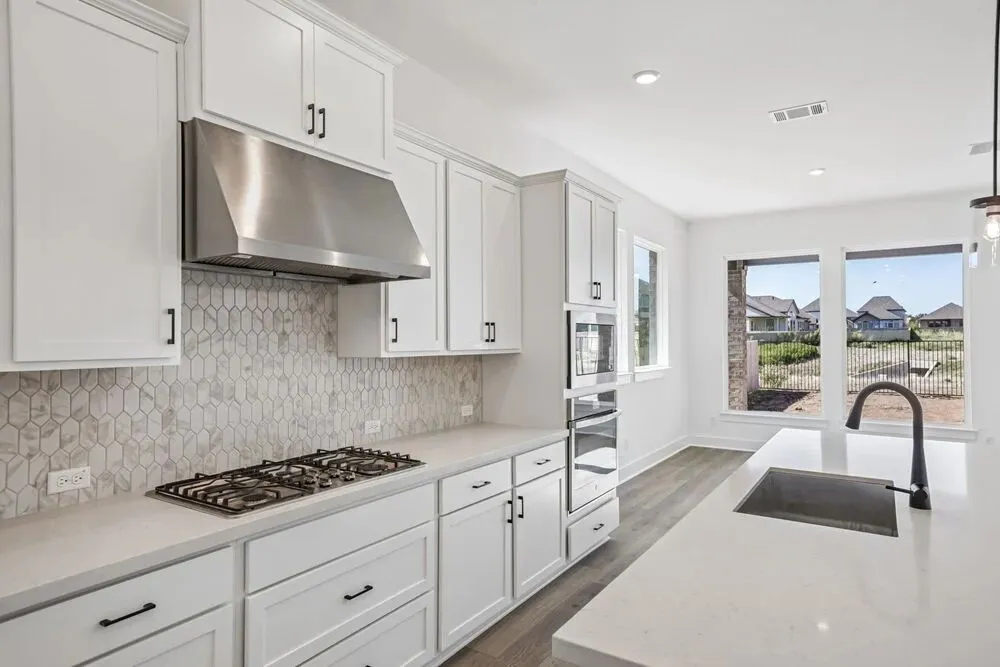 170 Jagged Iron Trace Dripping Springs, TX 78620
