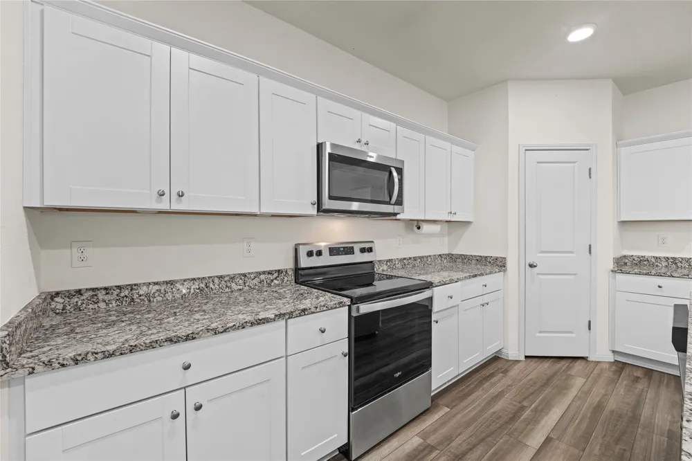 305 Red Fish Lane Hutto, TX 78634