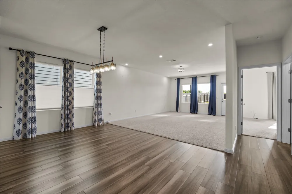 305 Red Fish Lane Hutto, TX 78634