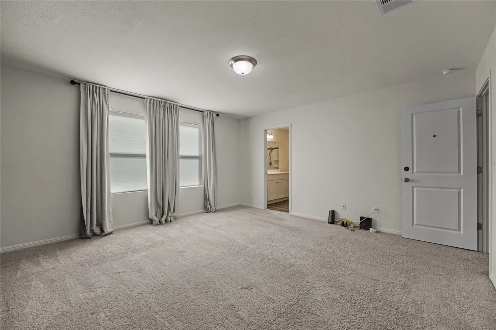 305 Red Fish Lane Hutto, TX 78634