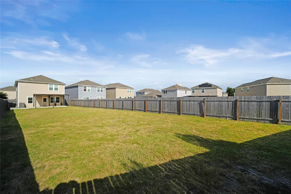 305 Red Fish Lane Hutto, TX 78634