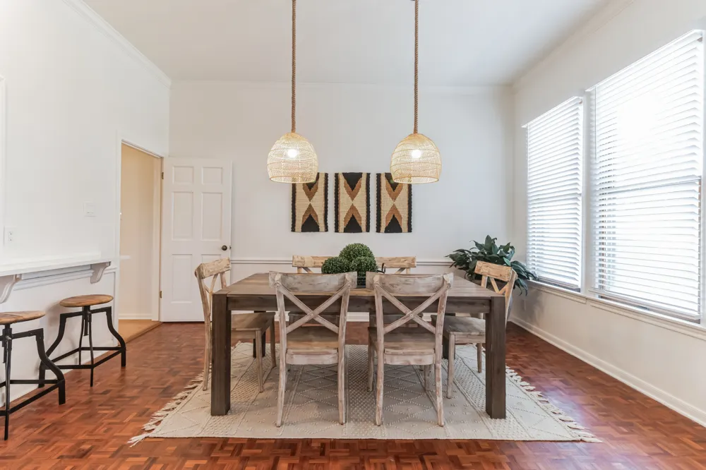 2005 Wychwood Drive Austin, TX 78746