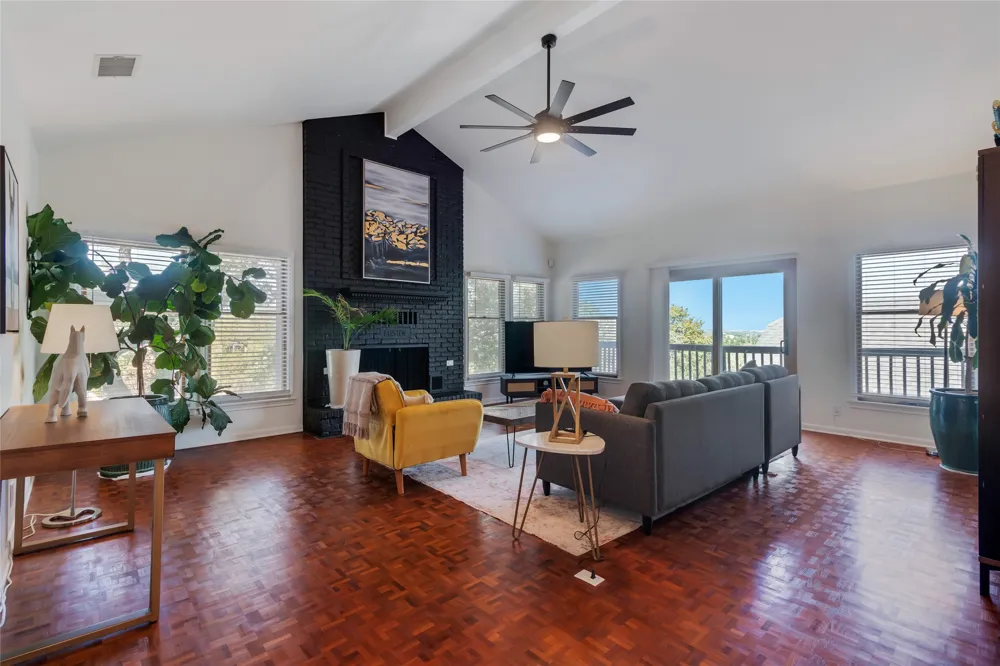 2005 Wychwood Drive Austin, TX 78746