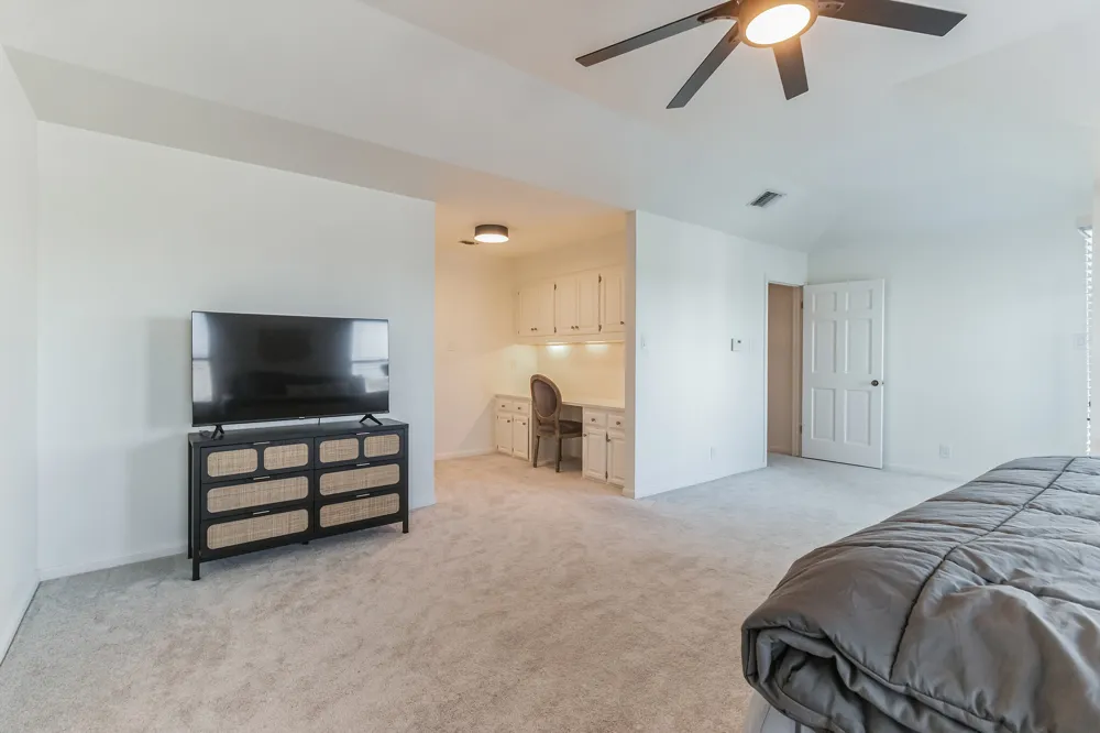 2005 Wychwood Drive Austin, TX 78746