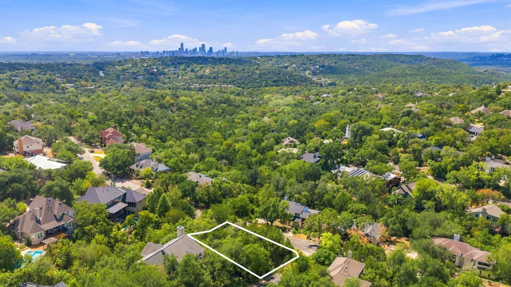 6401 Dry Cliff Cove Austin, TX 78731
