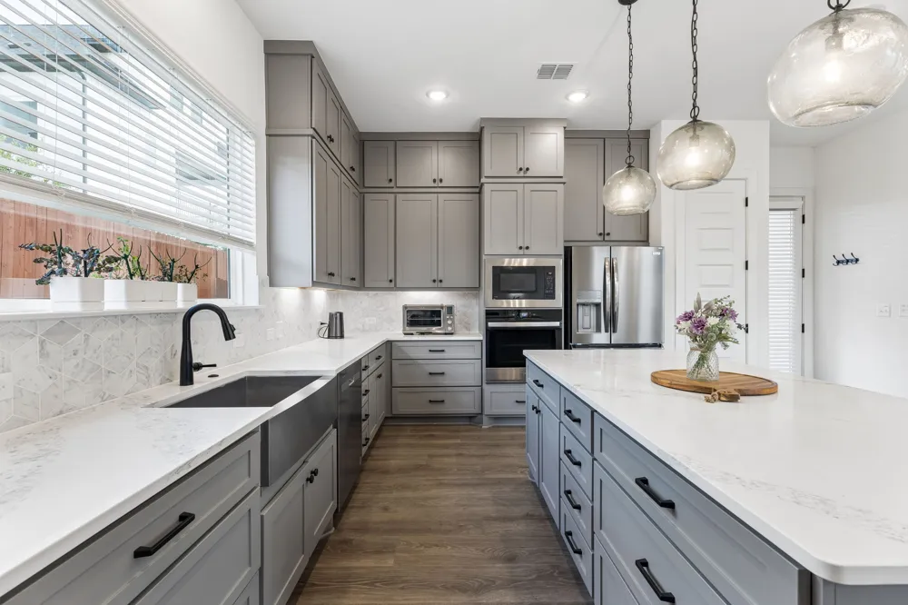 1509 Corsac Way Austin, TX 78727