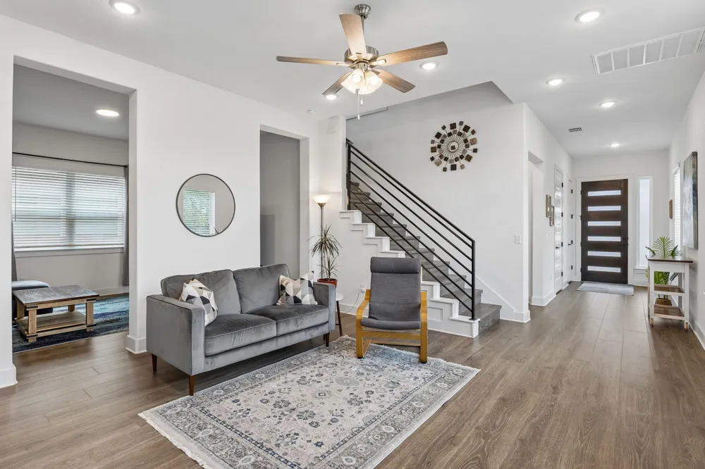 1509 Corsac Way Austin, TX 78727