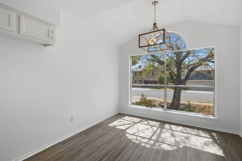 1206 Garden Path Drive Round Rock, TX 78664