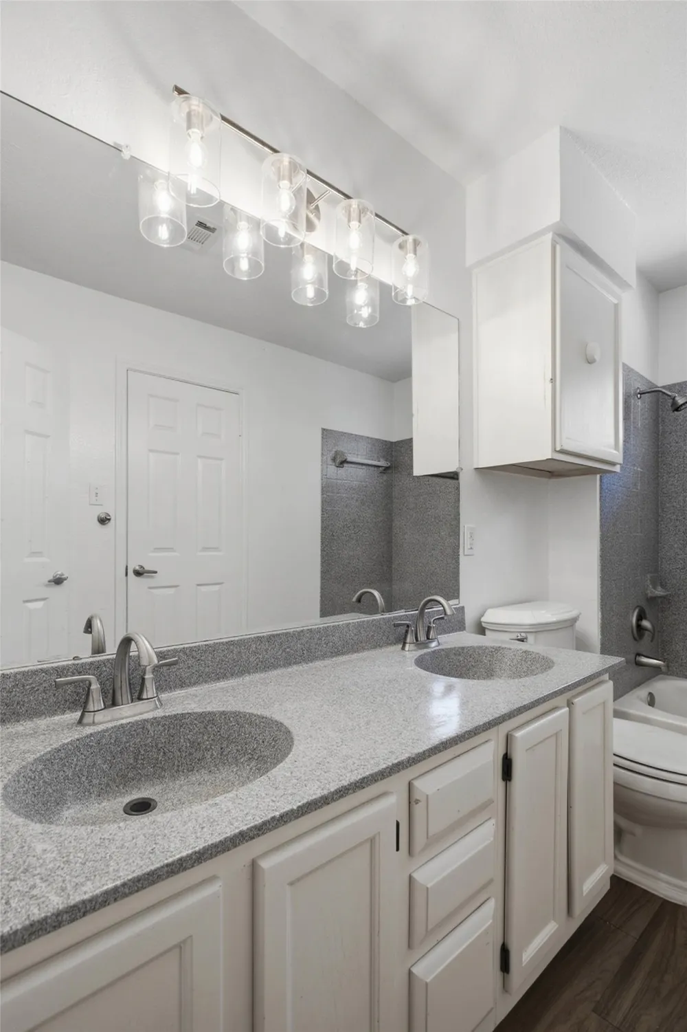 1206 Garden Path Drive Round Rock, TX 78664