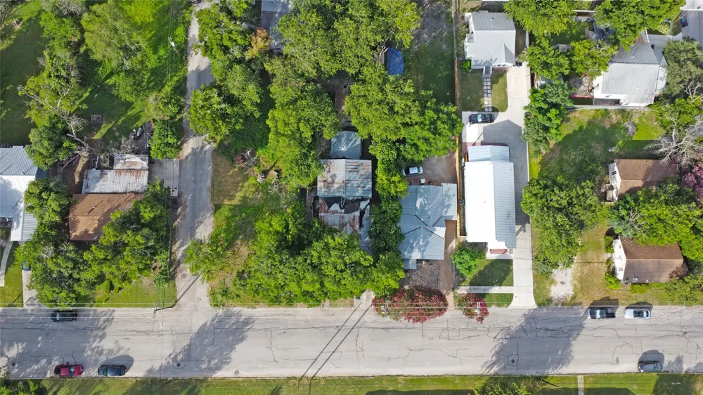 740 COMAL AVE AVENUE New Braunfels, TX 78130
