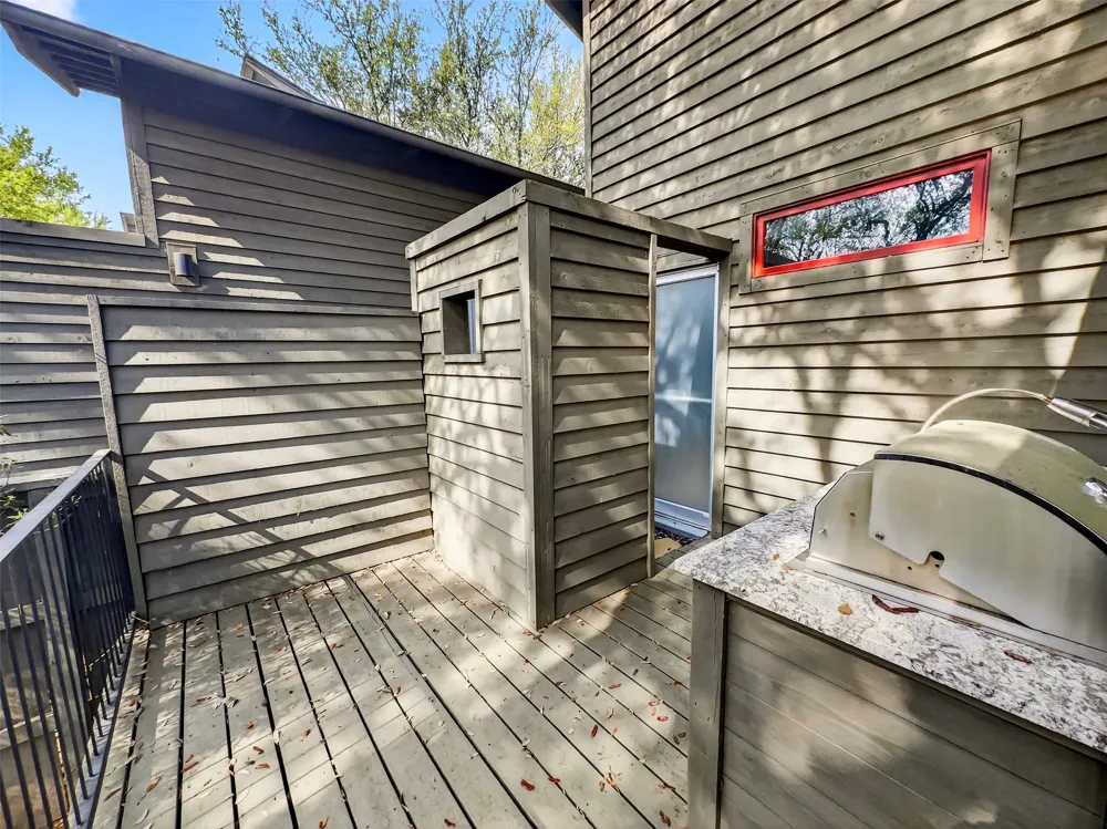 2113 Barbaro Way #17 Spicewood, TX 78669