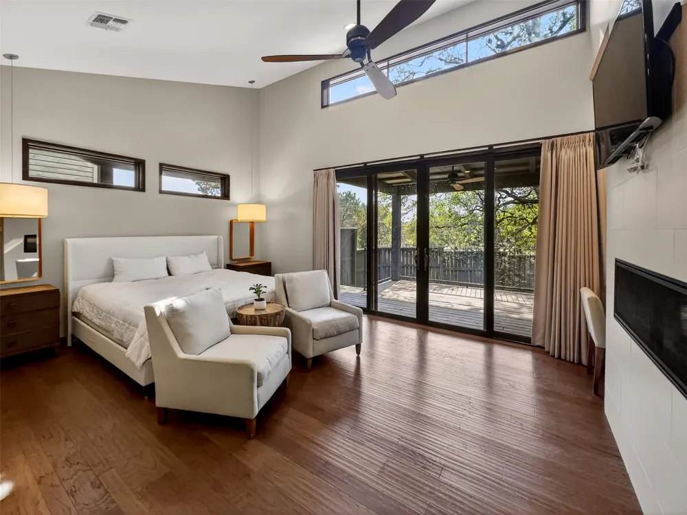 2113 Barbaro Way #17 Spicewood, TX 78669