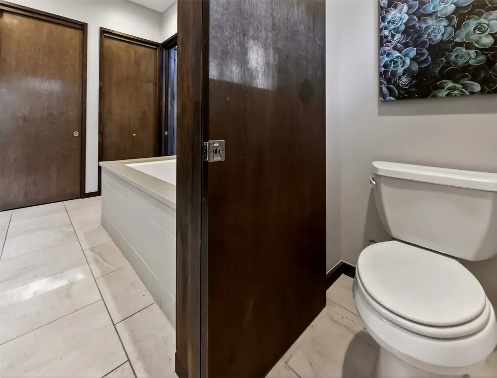2113 Barbaro Way #17 Spicewood, TX 78669