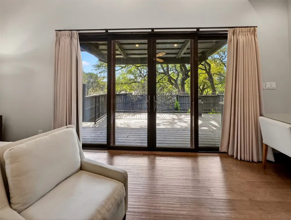 2113 Barbaro Way #17 Spicewood, TX 78669