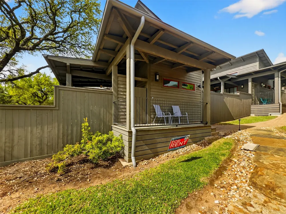 2113 Barbaro Way #17 Spicewood, TX 78669