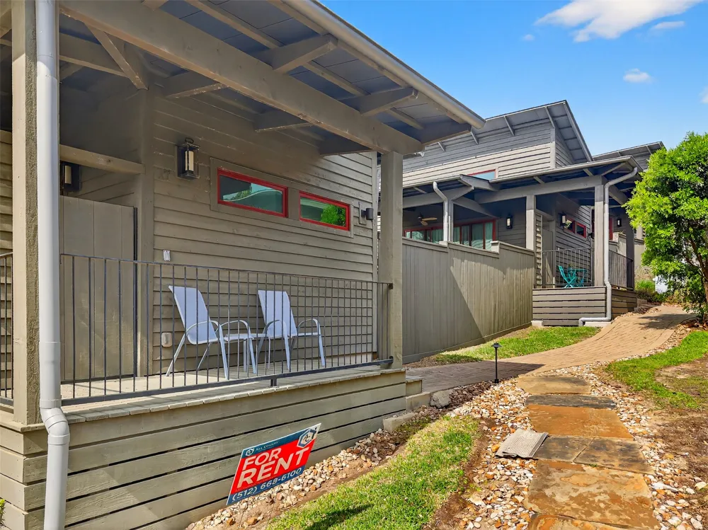 2113 Barbaro Way #17 Spicewood, TX 78669