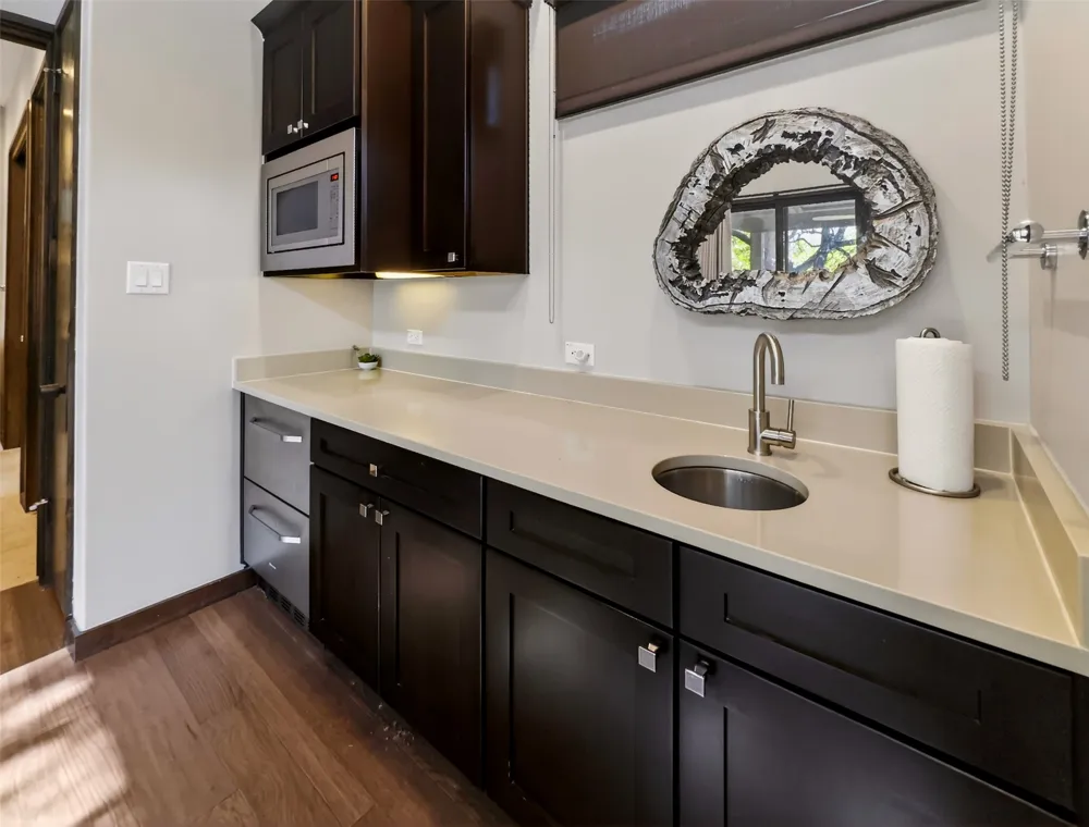 2113 Barbaro Way #17 Spicewood, TX 78669