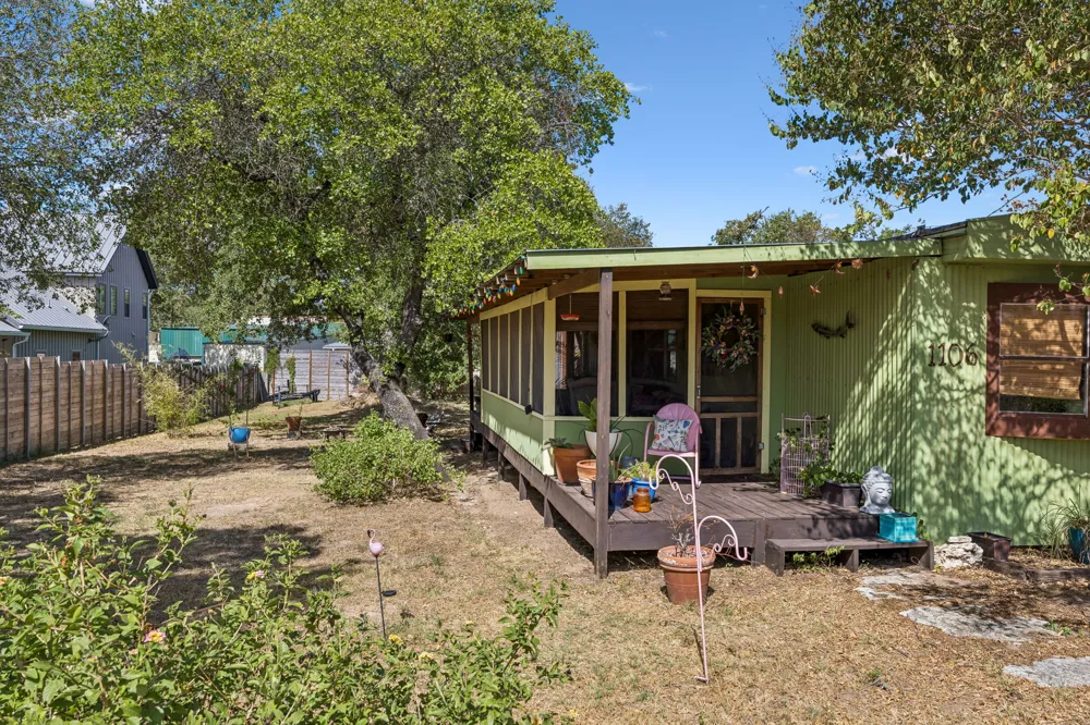 1106 Minnie Drive Austin, TX 78732