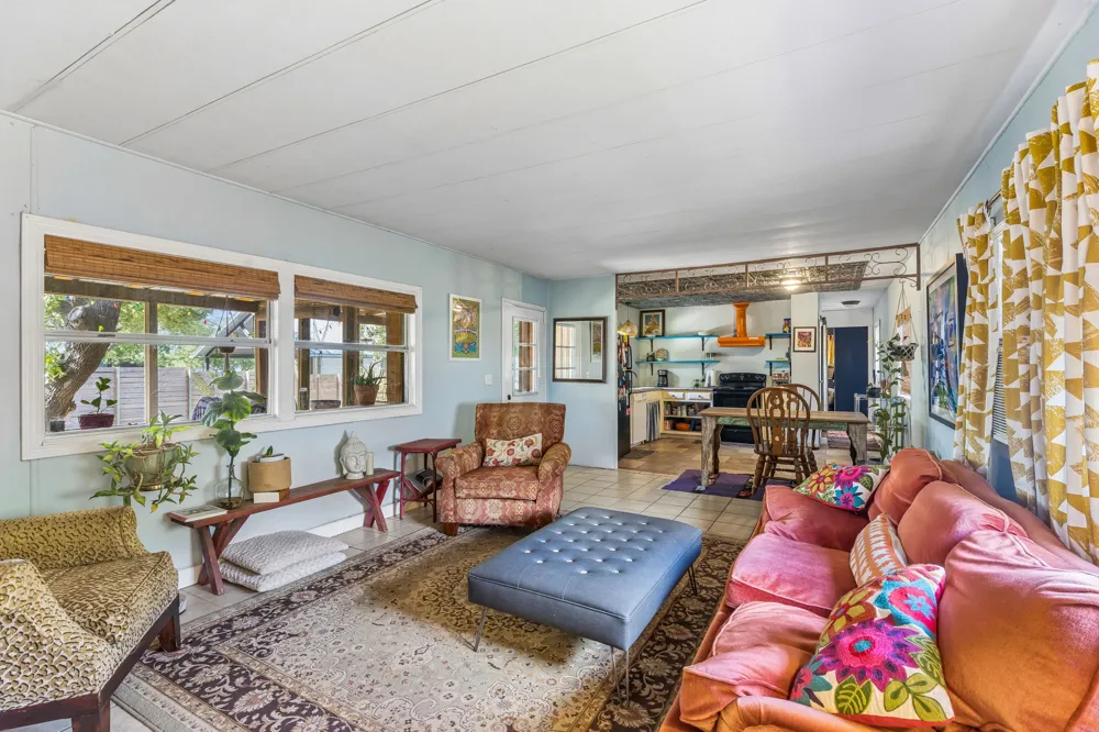 1106 Minnie Drive Austin, TX 78732