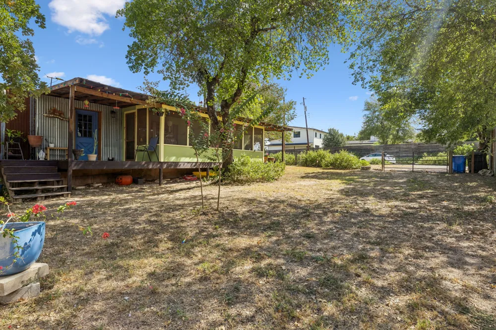 1106 Minnie Drive Austin, TX 78732