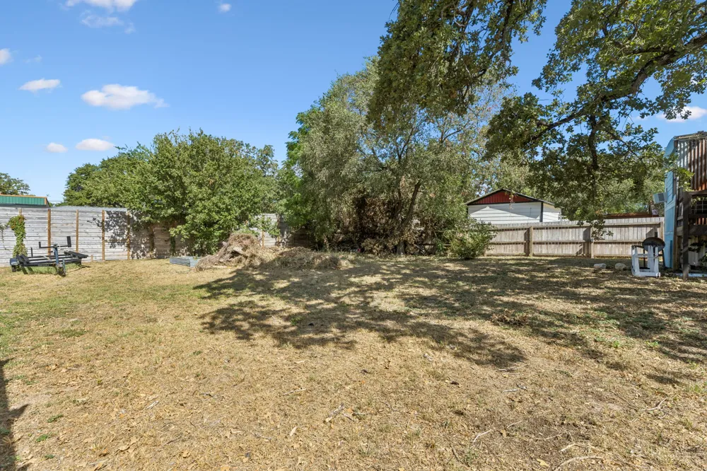 1106 Minnie Drive Austin, TX 78732