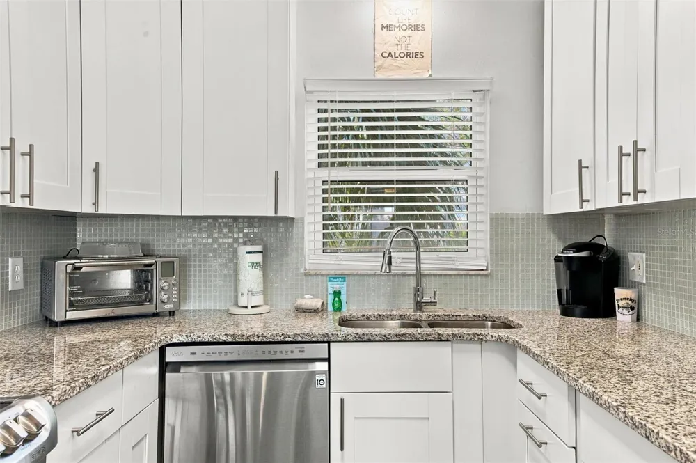 225 116TH AVENUE #225C Treasure Island, FL 33706