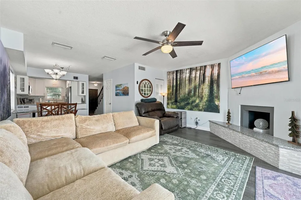 225 116TH AVENUE #225C Treasure Island, FL 33706