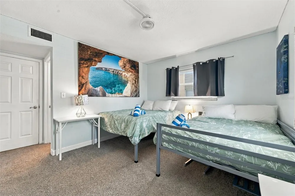 225 116TH AVENUE #225C Treasure Island, FL 33706