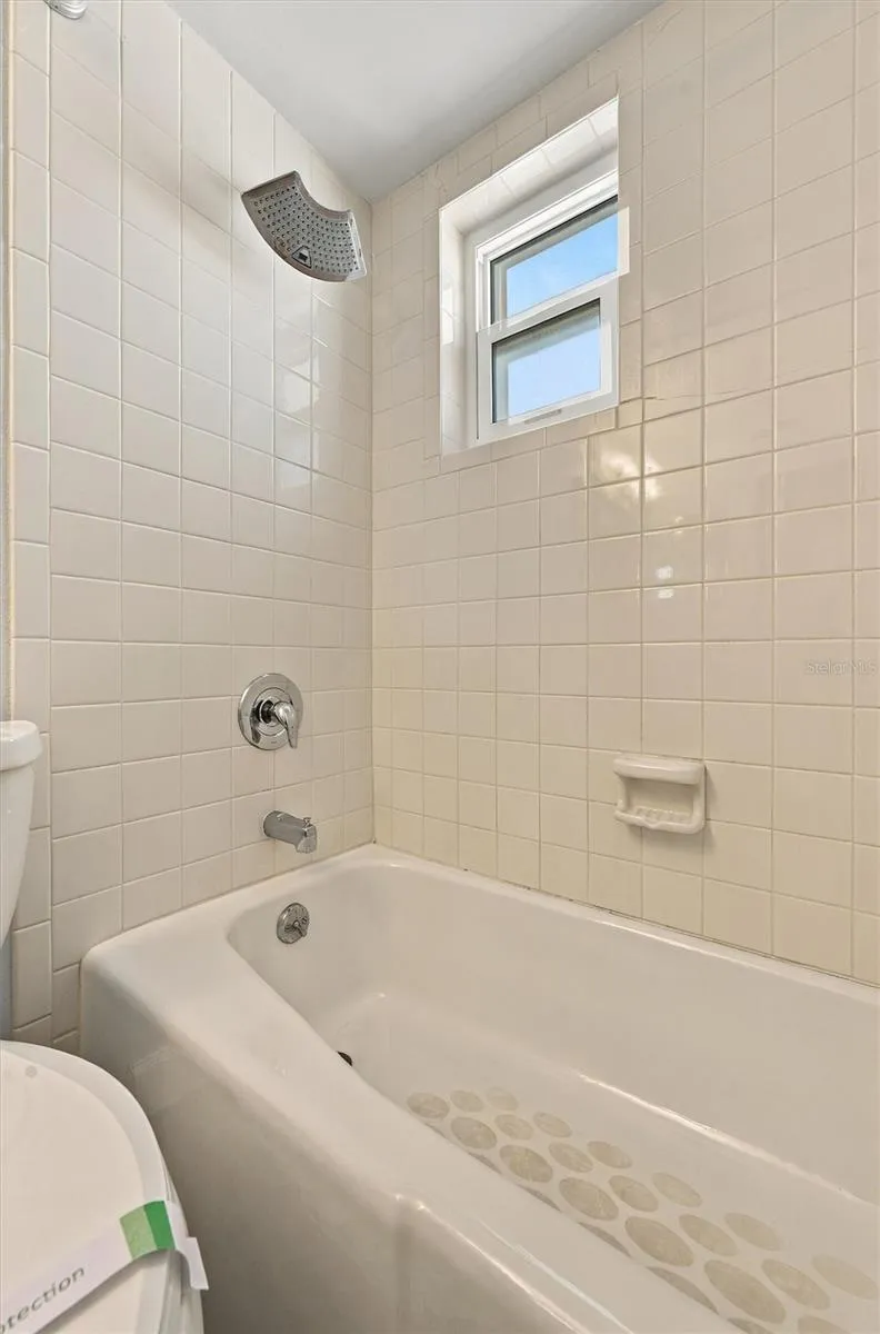 225 116TH AVENUE #225C Treasure Island, FL 33706
