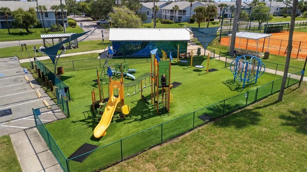 225 116TH AVENUE #225C Treasure Island, FL 33706