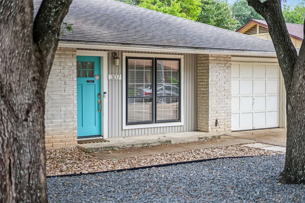 307 Thistlewood Drive Austin, TX 78745
