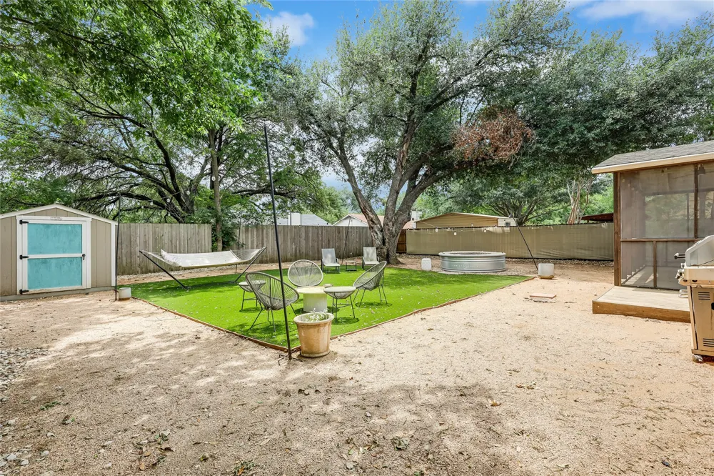 307 Thistlewood Drive Austin, TX 78745